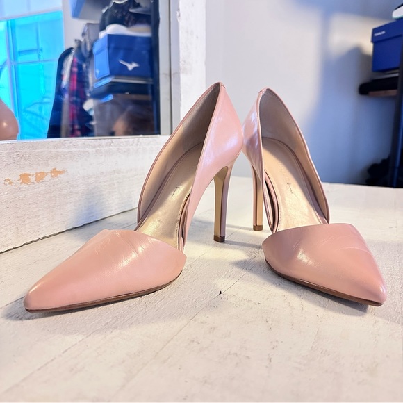 Banana Republic Pumps - 8.5 - Picture 7 of 10